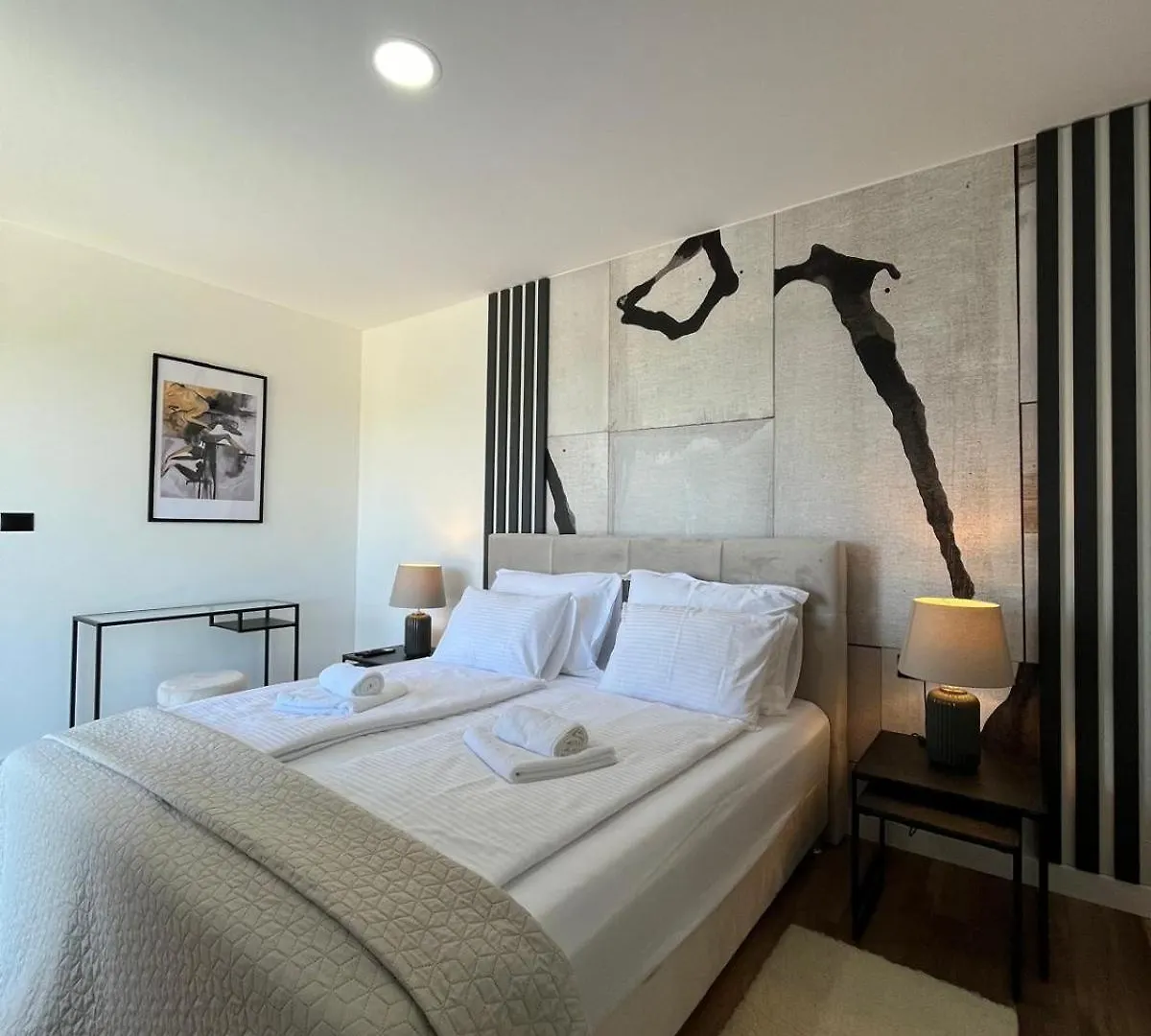 Luxury Villa Kiara With Private Heated Pool And Jacuzzi- 15Min From Sea Orbanići